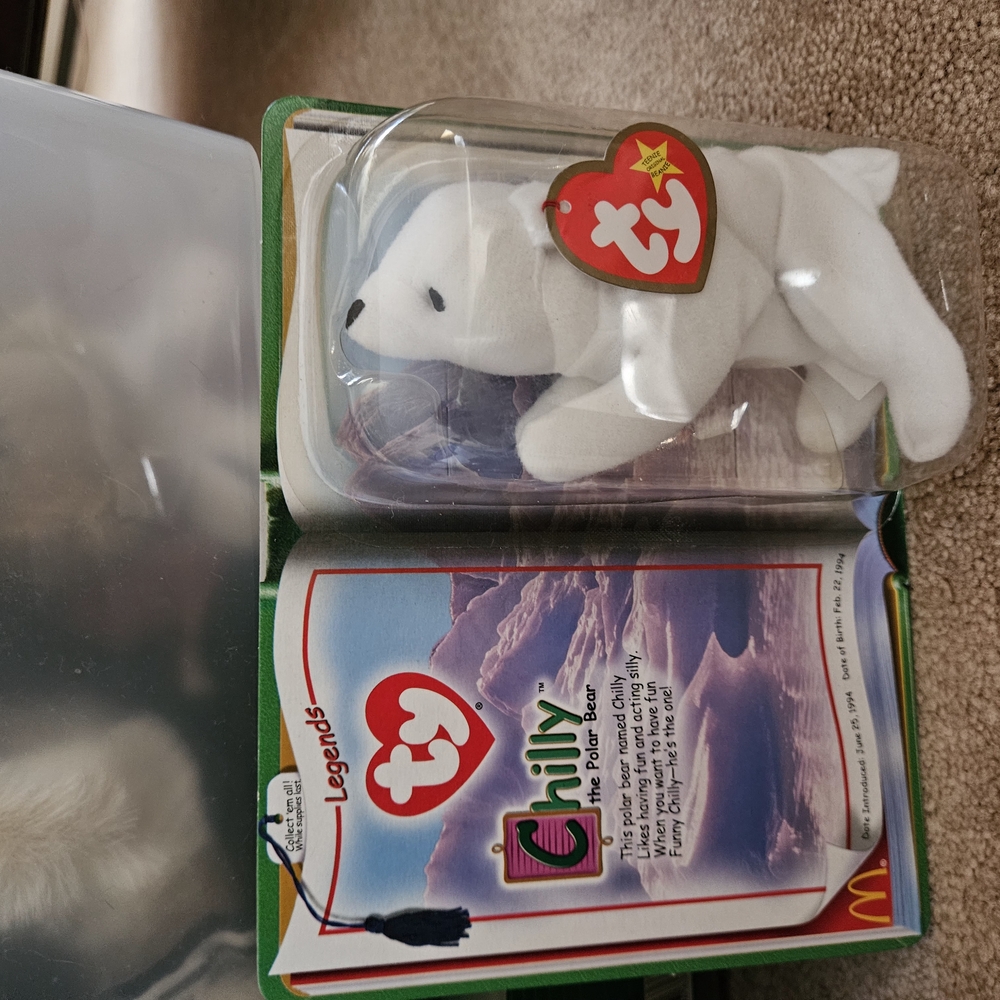 Ty Legends Chilly the Polar Bear - White
